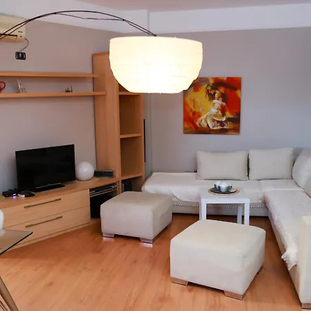 Cherry Apartman *