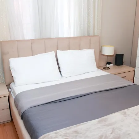 Cherry Apartment *